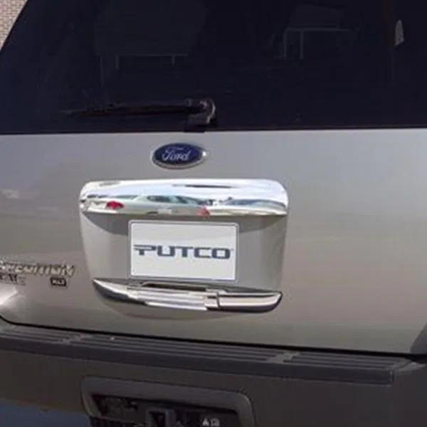 401075 – PUTCO Tailgate Handle Cover, Chrome Plated ABS Plastic With or Without Camera And With LED  - view 3